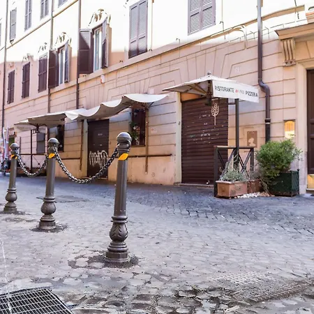 Via Di Montegiordano Apartment